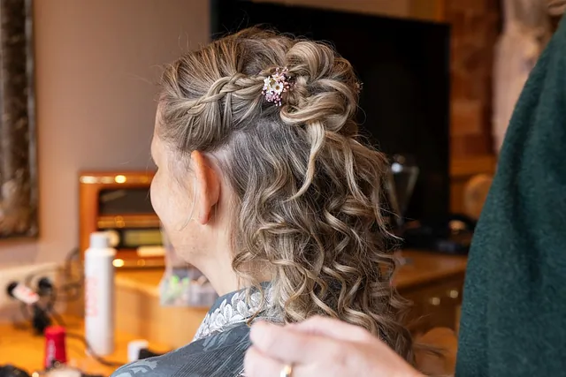 Getting ready Hochzeit Haare stylen