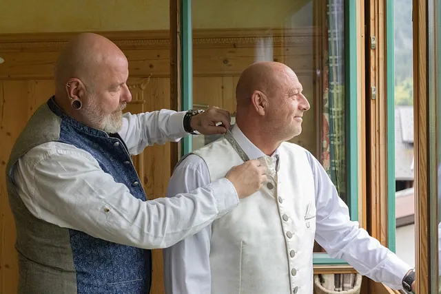 Hochzeit Bräutigam getting ready